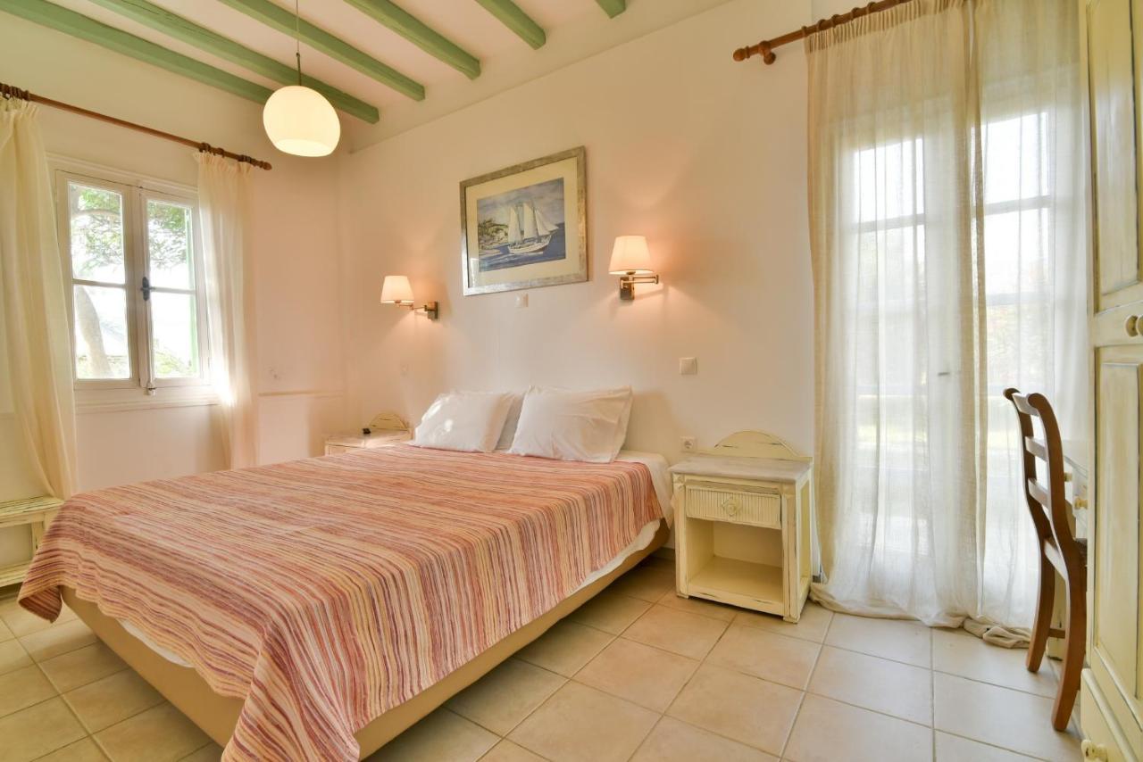 Golden Beach Studios & Suites Tínos Exteriér fotografie