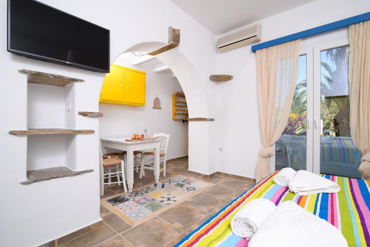 Golden Beach Studios & Suites Tínos Exteriér fotografie